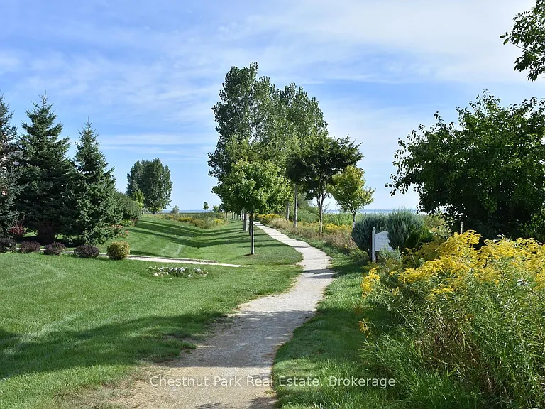 38 Clubhouse Dr — Photo 49