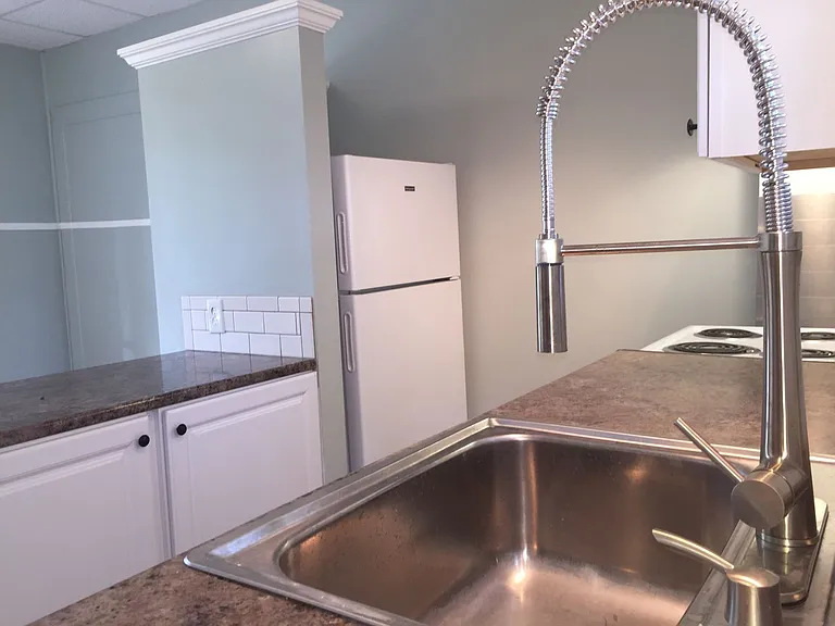 34 Seavey St — Photo 2