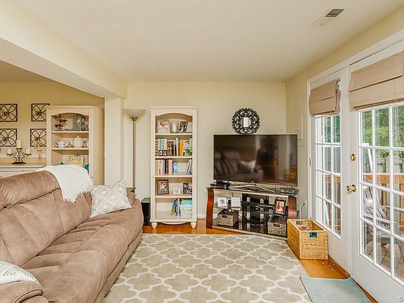 2nd image of 1834 Cedar Hollow Ct #0