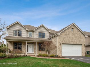 66 W Aldridge Ave, Palatine, IL 60067