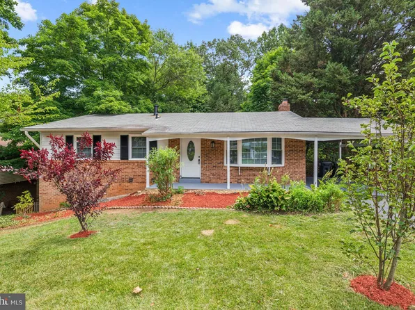 4752 Carterwood Dr, Fairfax, VA 22032