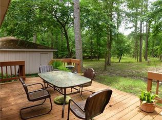 140 S Pine Harbour Dr, Coldspring, TX 77331