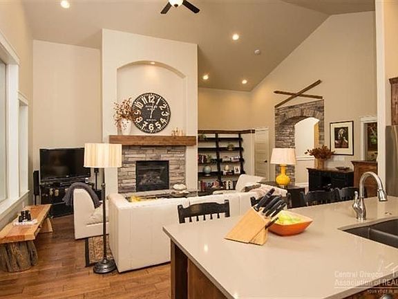3rd image of 20854 Golden Gate Pl