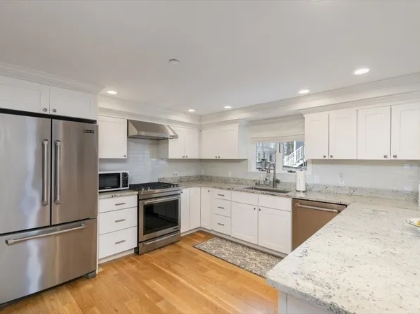 333 Merrimac St Unit 1, Newburyport, MA 01950