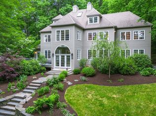 22 Indian Pipe Ln, Amherst, MA 01002