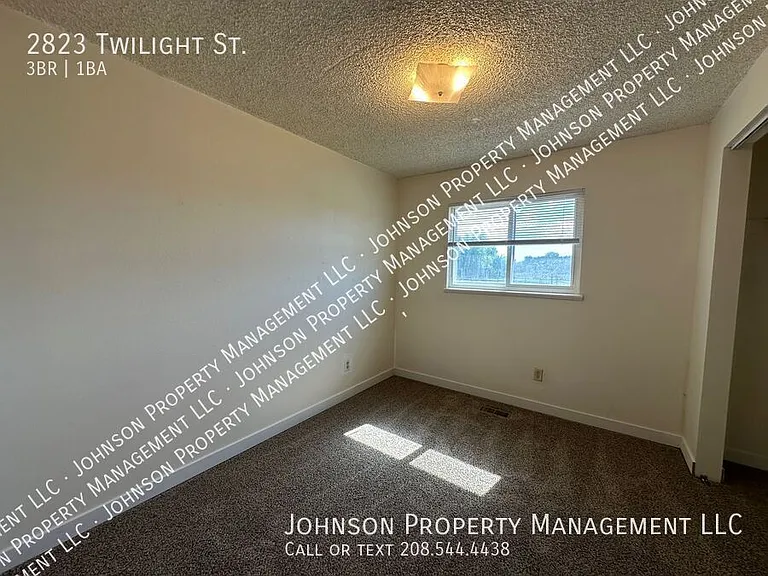 2823 Twilight St — Photo 7