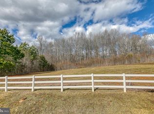 3 Donovan Ln, Stafford, VA 22556