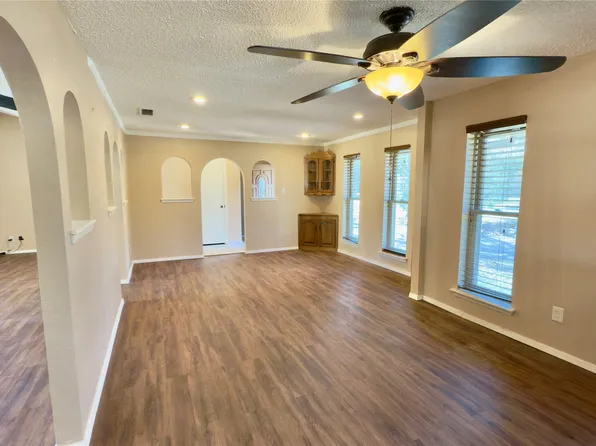 4102 Keele Dr, Garland, TX 75041