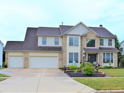 15002 Old Oak Dr, Strongsville, OH, 44149