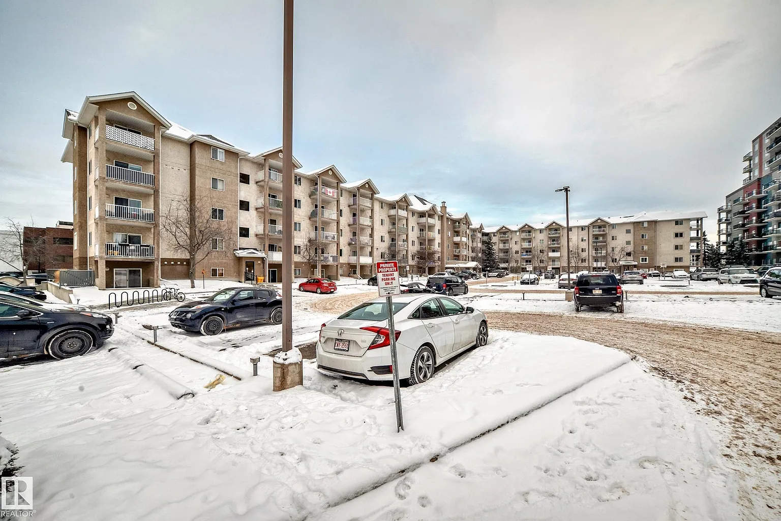 10535 122nd St NW #108 photo 1