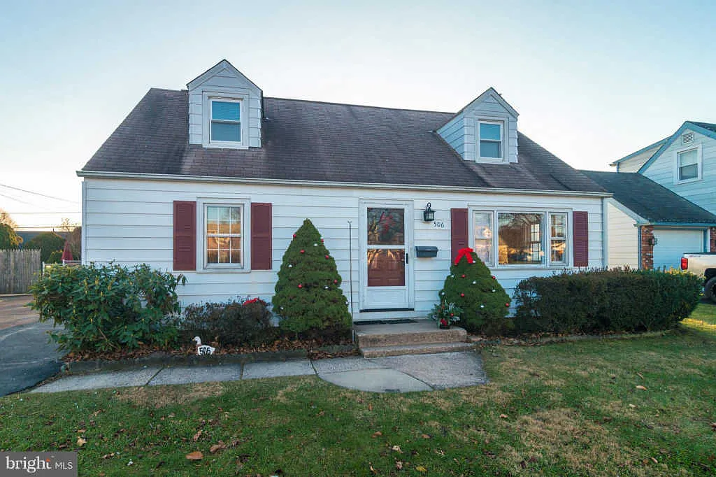 506 Preston Ln photo 1