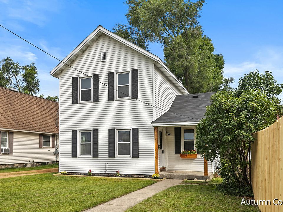 1st image of 302 W Charles St