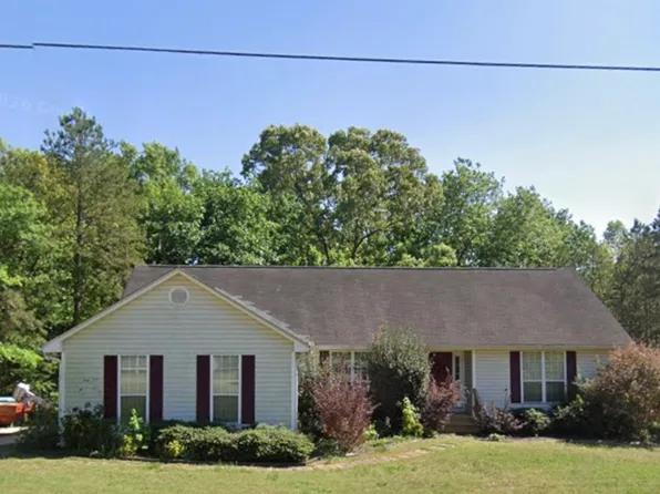 137 Brad St, Royston, GA 30662