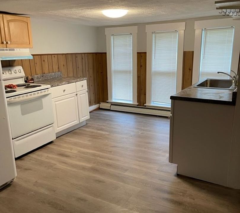 65 Giddings Street (4 Mill Rd) Apartment Rentals North Springfield