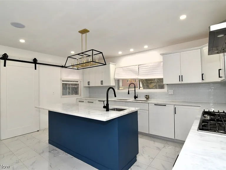23310 Wendover Dr — Photo 11