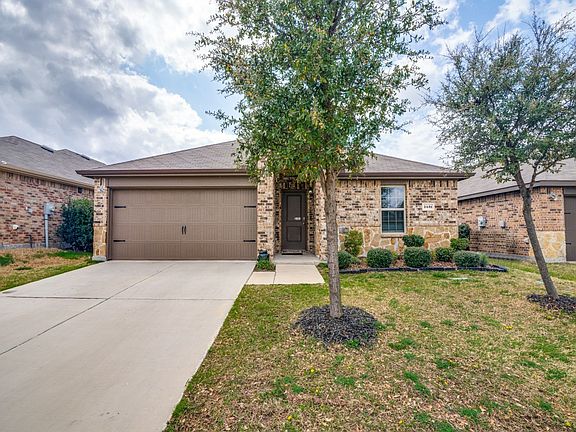 2nd image of 2431 Rosharon Dr