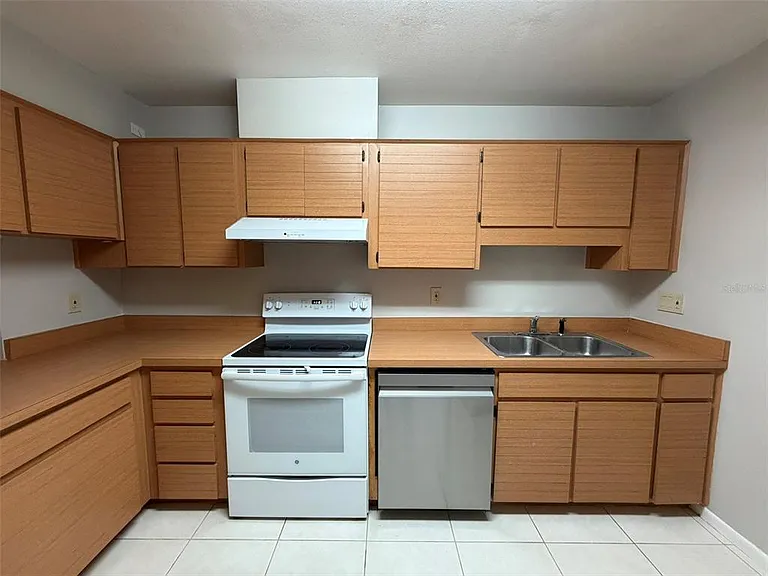 3505 Tarpon Woods Blvd #K408 — Photo 2