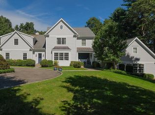 39 Lawrence Farms Crossway, Chappaqua, NY 10514
