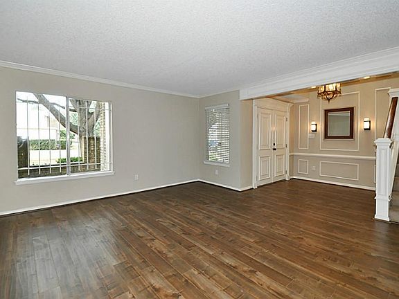 4th image of 11640 Village Place Dr #307