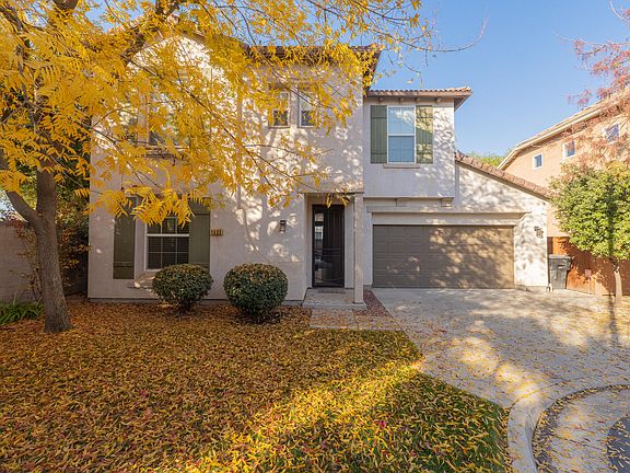 3rd image of 1403 N Asciano Court