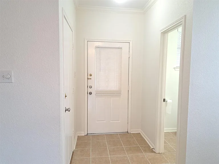 13134 Stratford Skies Ln — Photo 5