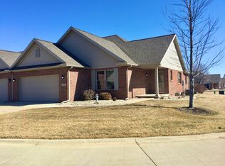 1750 Lockspur Way, Normal, IL 61761