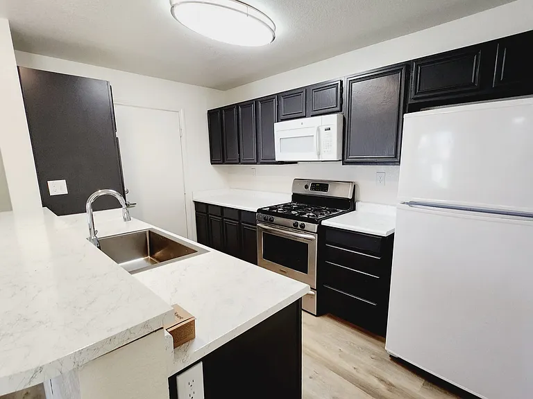 2617 S Durango Dr #1 — Photo 6