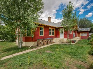 319 S 6th St #B, Laramie, WY 82070