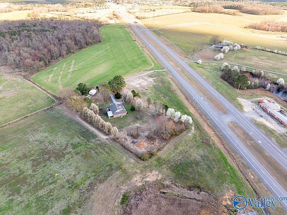 5th image of 3592 State Highway 35