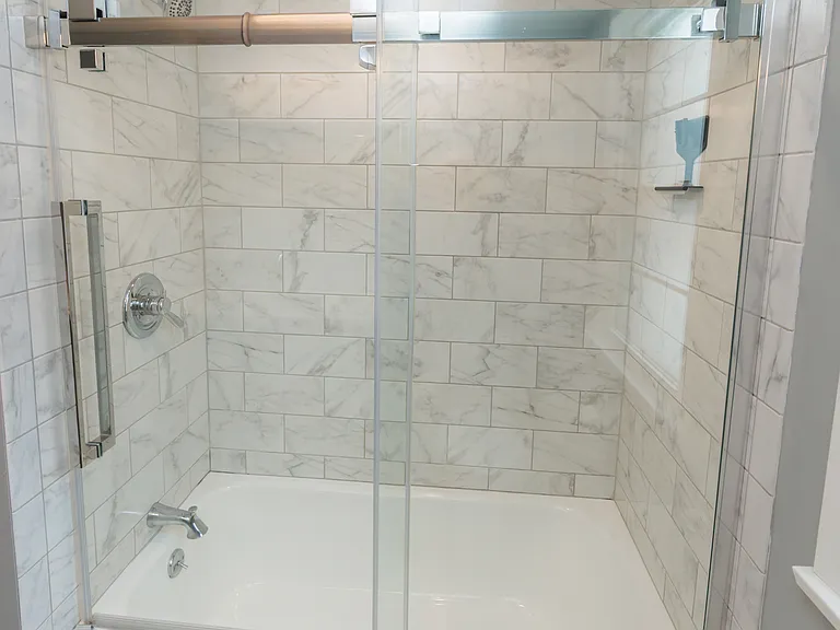 2539 Warrensville Center Rd — Photo 25