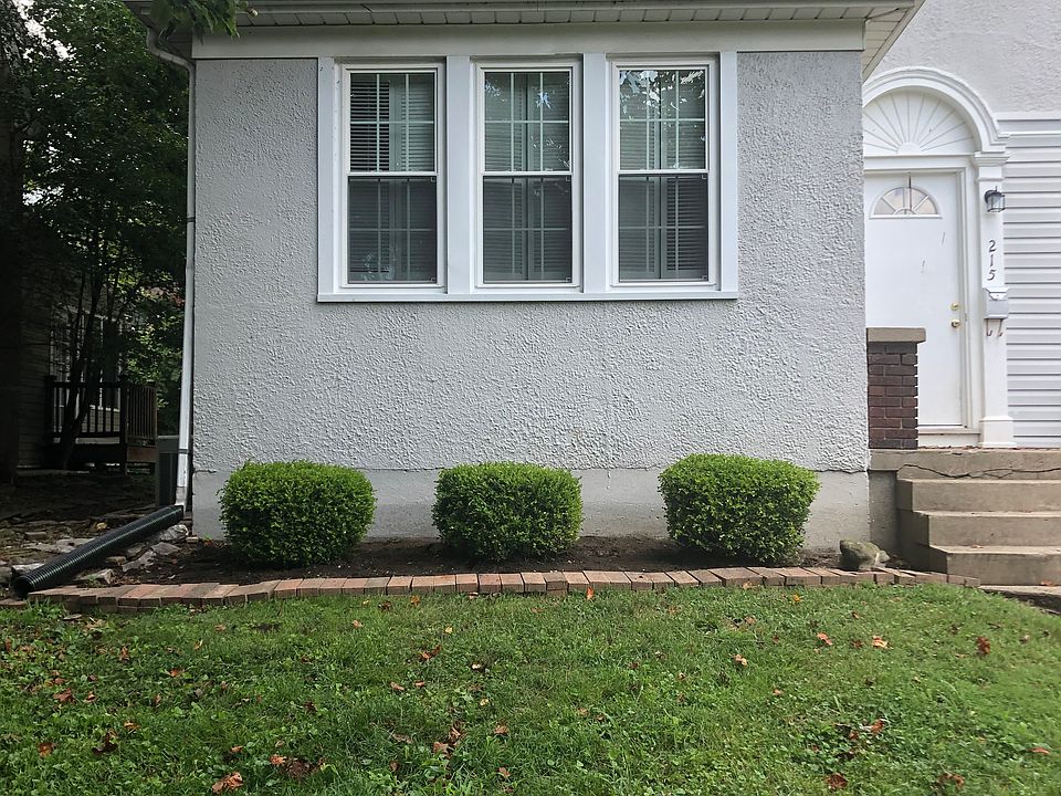 Front view of home