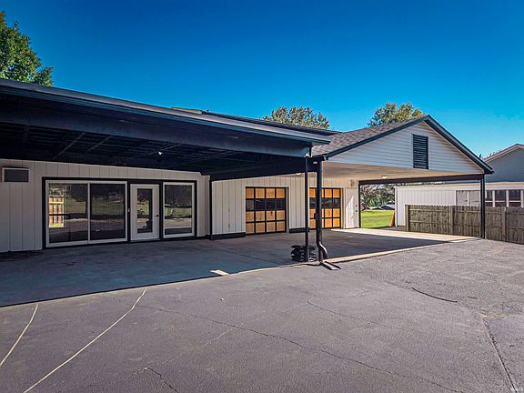 4th image of 8627 New Harmony Rd
