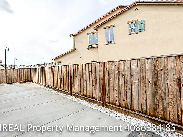 3128 Balance Cir — Photo 26