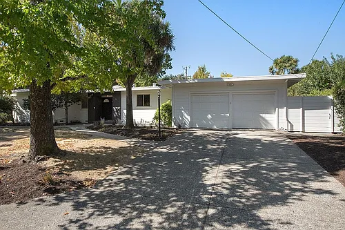 25 Tarry Rd Photo 1