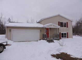 5453 W Beard Rd, Perry, MI 48872