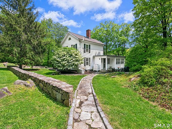 3rd image of 180 Old Branchville Road