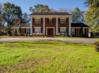 5709 Foxfire Rd, Mobile, AL 36618