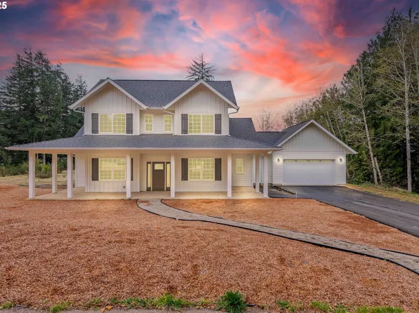 62152 Bartleson Rd, Coos Bay, OR 97420