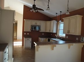 3rd image of 13 Nadeau St