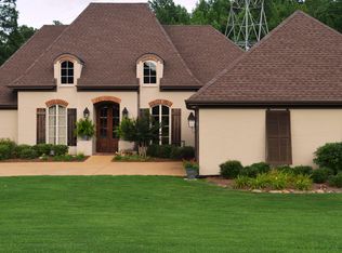 167 Poplar Springs Dr, Tupelo, MS 38804