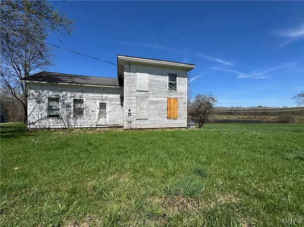 3418 County Route 4, Oswego, NY 13126