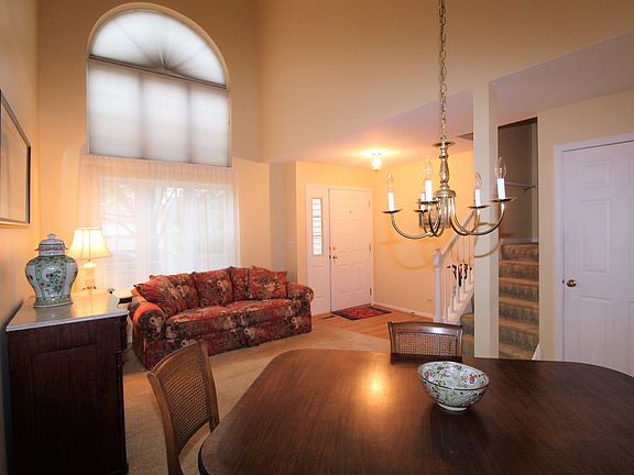 3rd image of 6844 Chesapeake Ct
