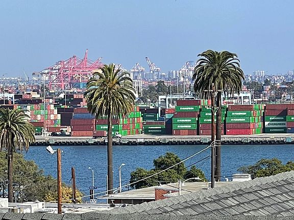 Zoomed view of waterfront