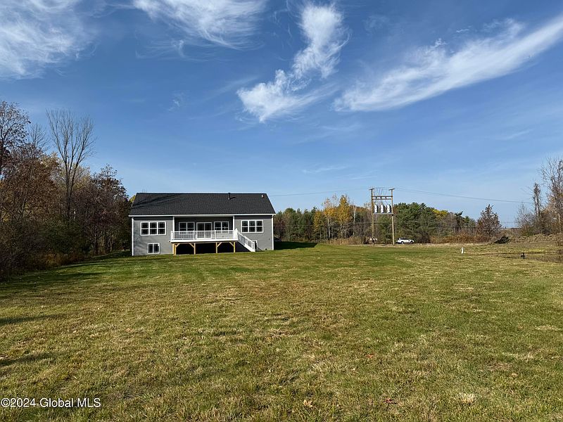 4th image of 303 Miller Road