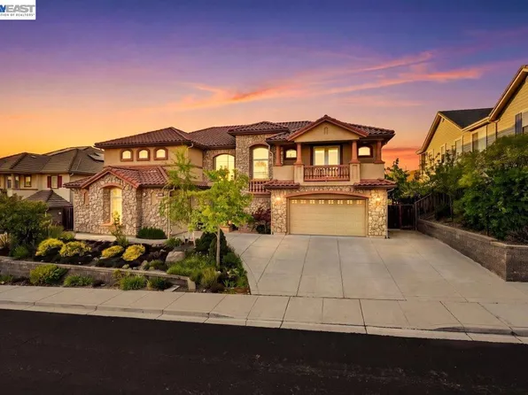 2851 E Cog Hill Ter, Dublin, CA 94568