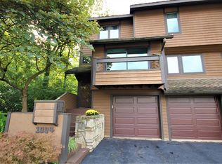 1004 Golfview Dr, Middletown, OH 45042