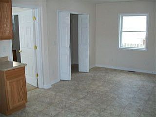 2nd image of 115 Damon St