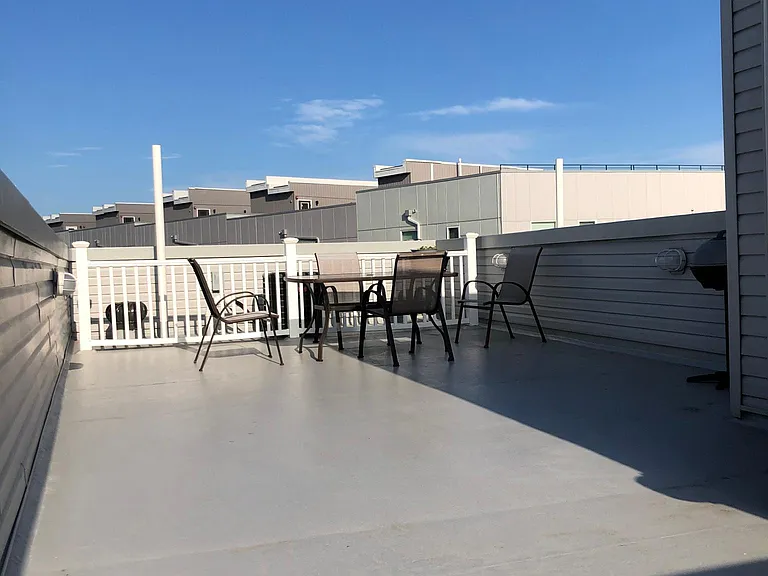 1644 N 5th St — Photo 9