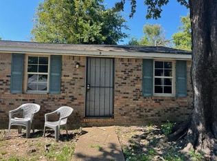 225 N Tipton St #D, Covington, TN 38019