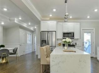 43 Meacham St #2A, Somerville, MA 02145